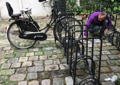 Installation-rack-à-vélo-co-propriété-Etoile-dOr-1-min-400x284